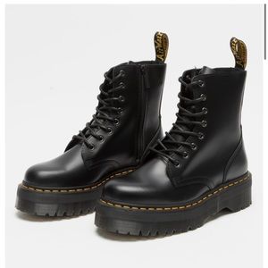 Doc marten jadon platform boots womens size 7